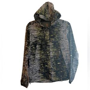 Lucy Runners Rain Jacket in Medium